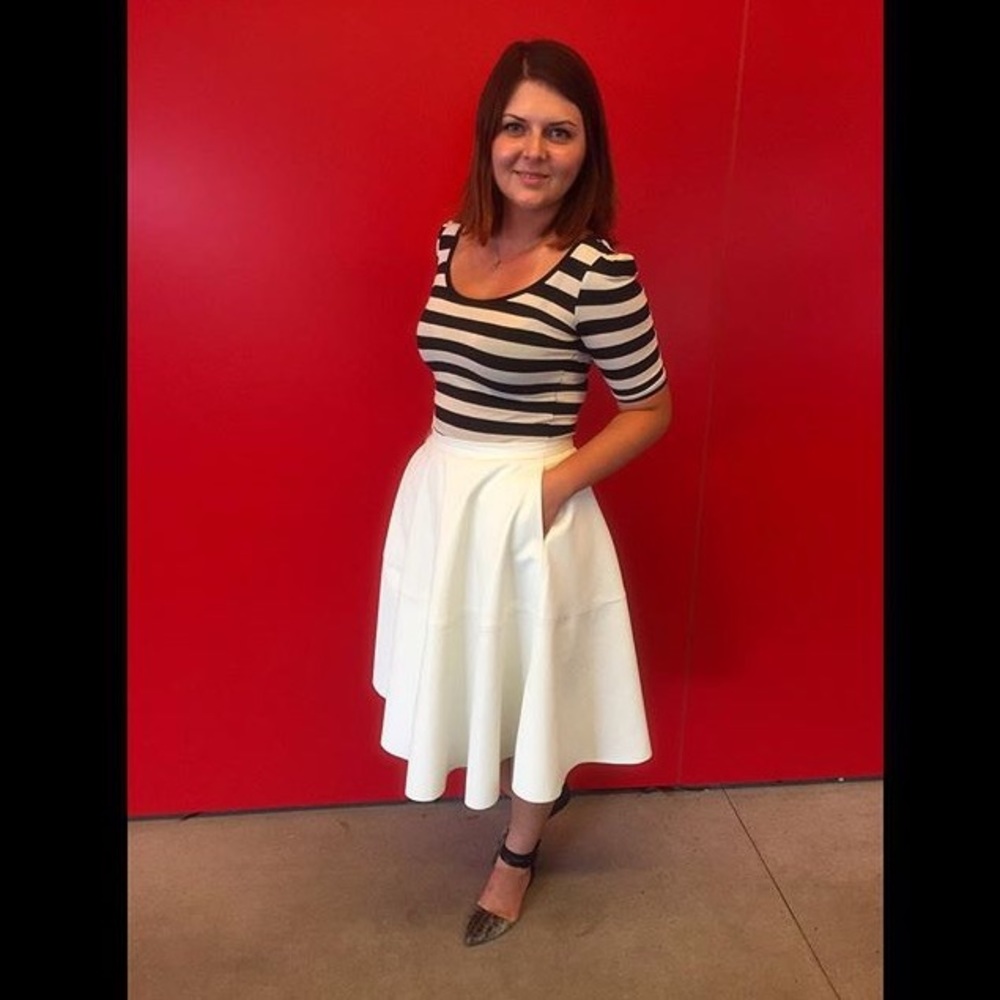 ZARA BASIC WHITE MIDI PLEATHER SKIRT