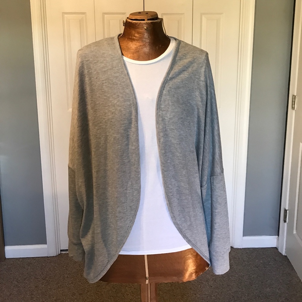 Gray Old Navy cocoon cardigan