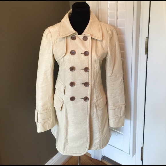 Nanette Lepore Jackets & Blazers - NANETTE LEPORE SZ 4 PATENT JACKET COAT