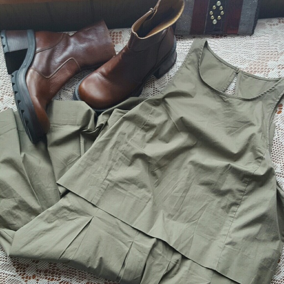 Banana Republic Layered Poplin Fit And Flare Dress - Picture 2 of 5