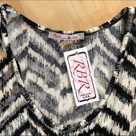 Red Beans & Rice tunic - Picture 3 of 3