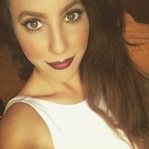 Meet your Posher, Elyse