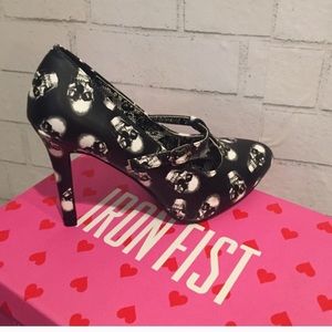 Skull blinded Mary Janes