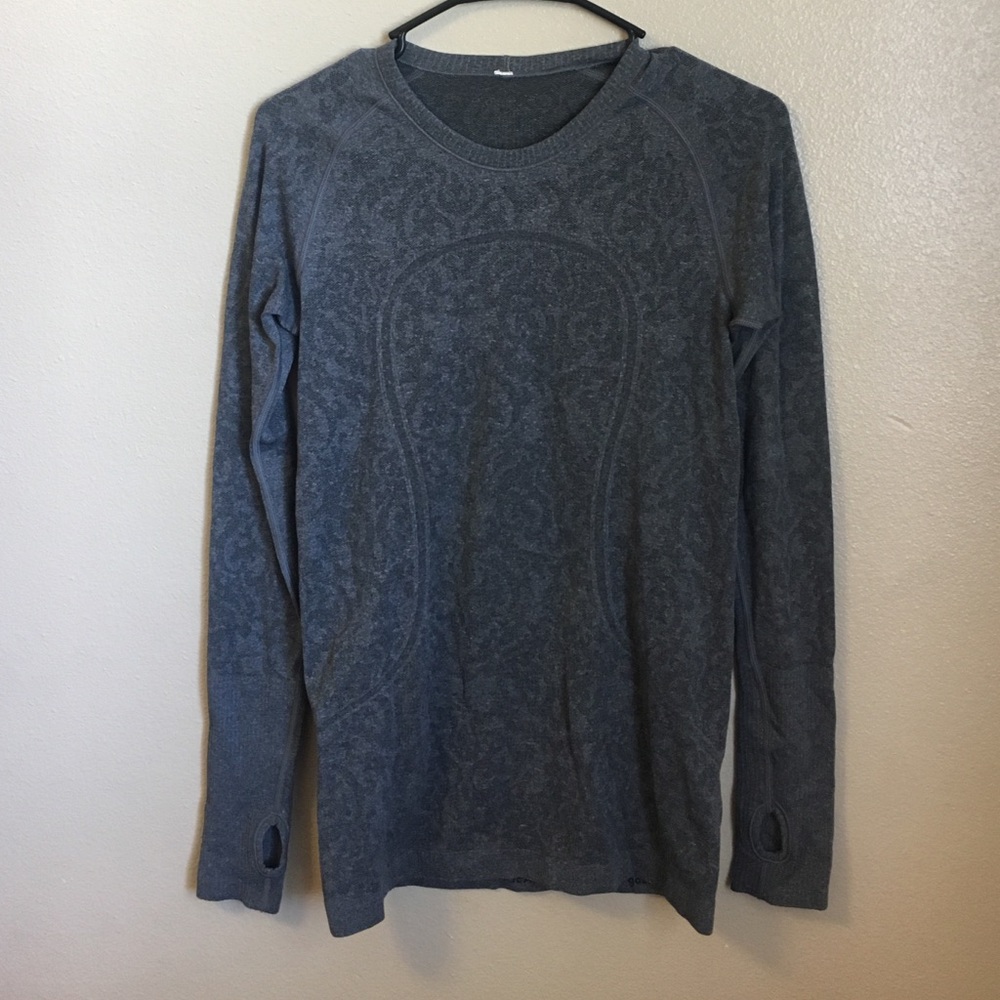 Lululemon long sleeve gray athletic top