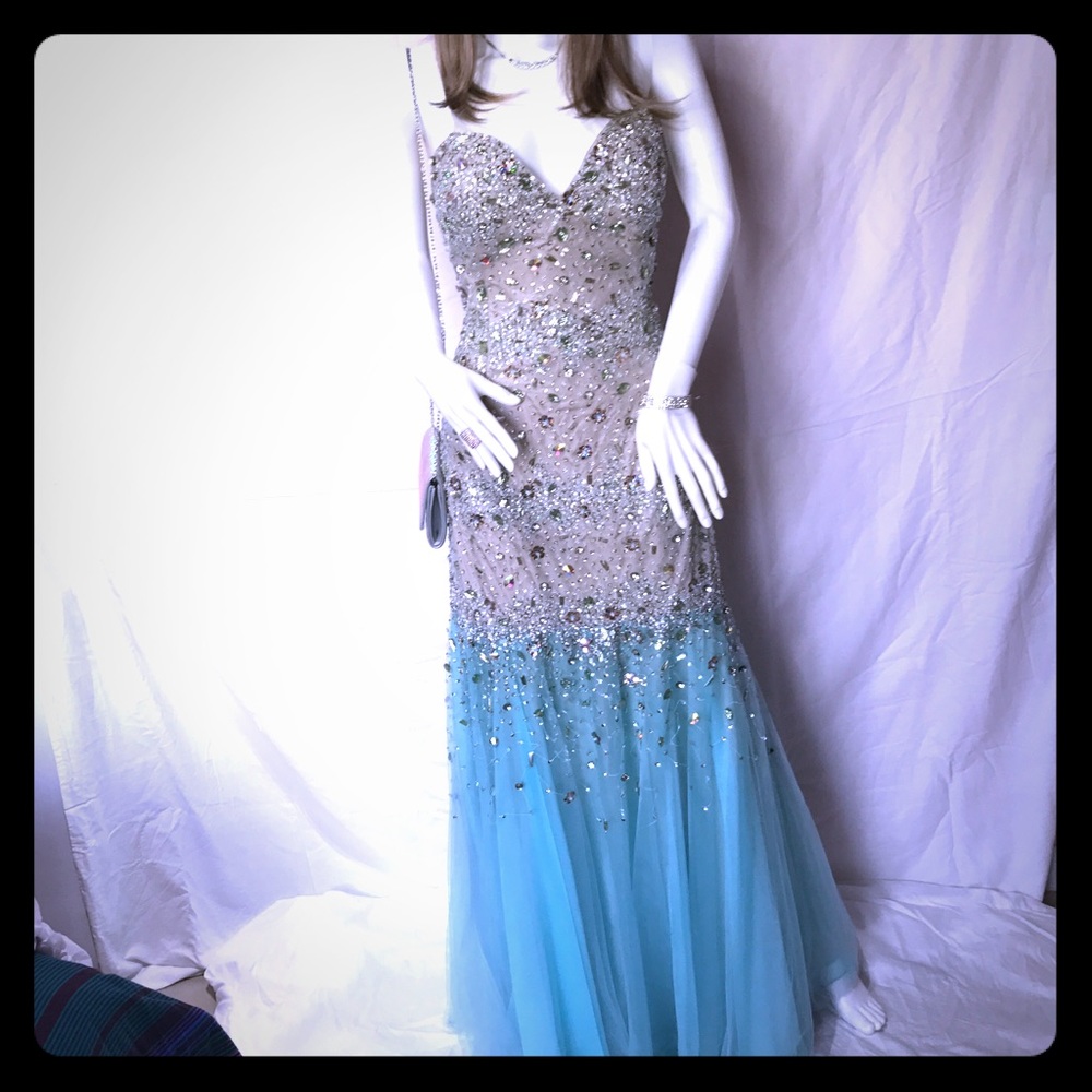 F.I.E.S.T.A Hand Sewn Sequined Mermaid Prom Dress