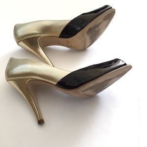 Nicole Miller Shoes - Nicole Miller Gold & Black Patent Leather Pumps 10 Nicole Miller Shoes - Nicole Miller Gold & Black Patent Leather Pumps 10