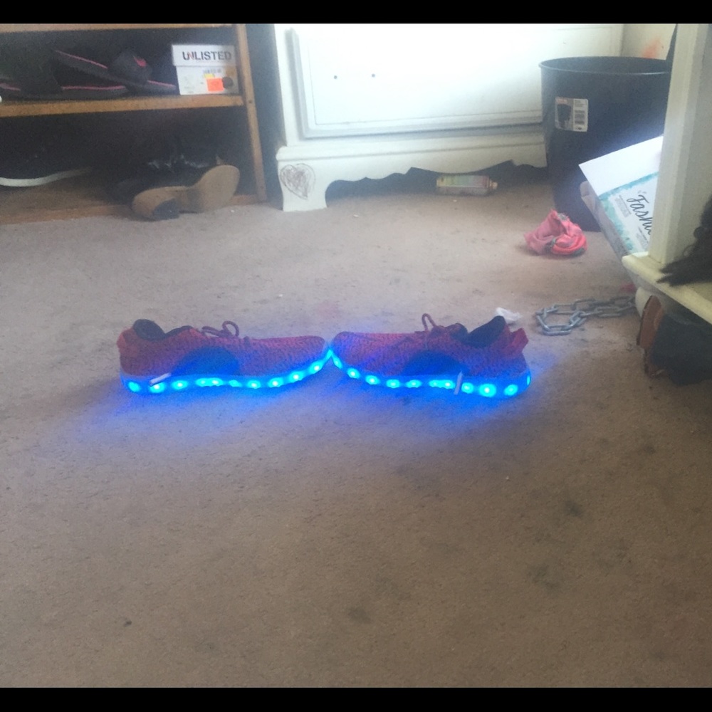 Led shoes - Picture 3 of 4