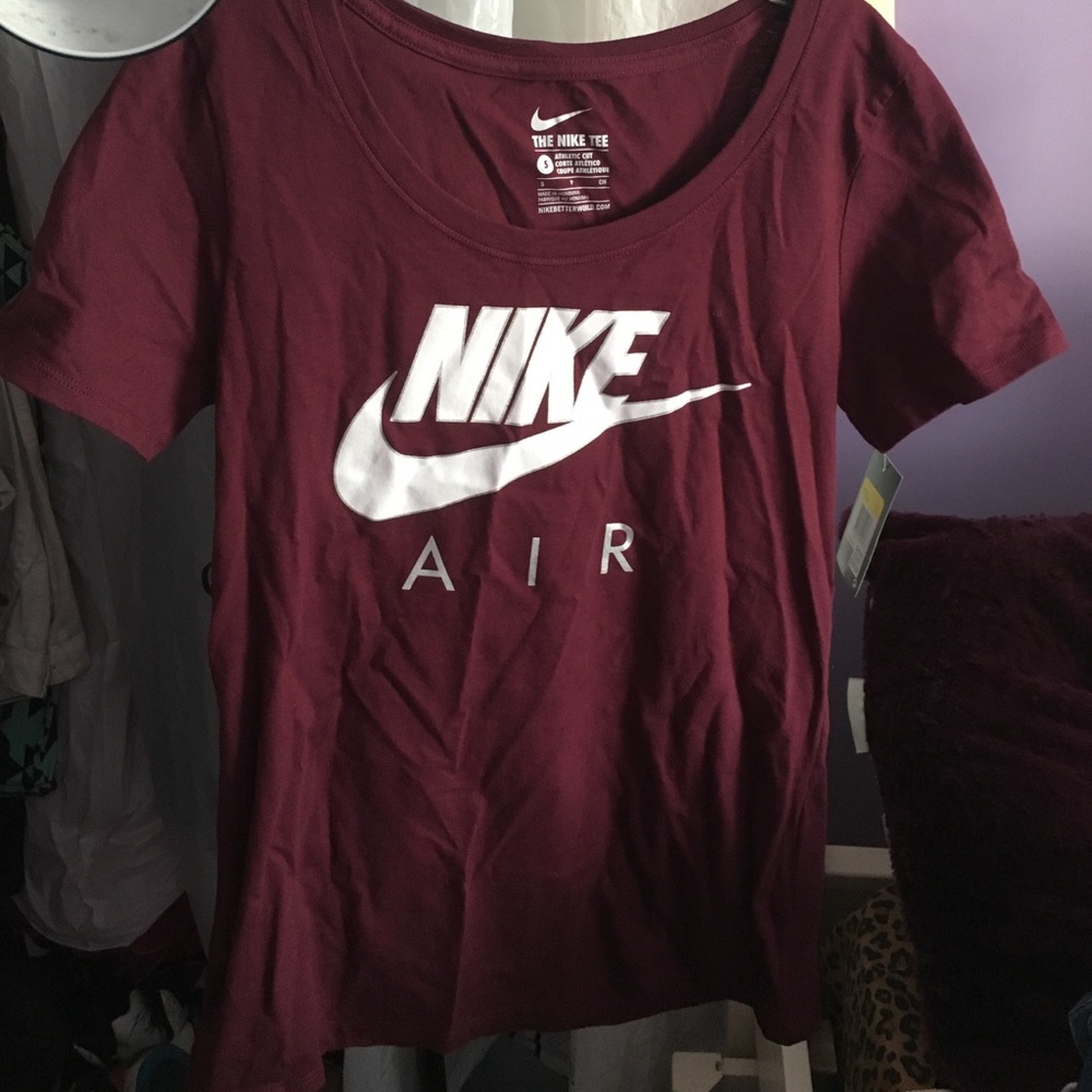 Nike tshirt