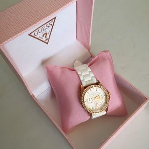 Guess Accessories - White/Pink Guess Watch Breast Cancer Awareness Guess Accessories - White/Pink Guess Watch Breast Cancer Awareness