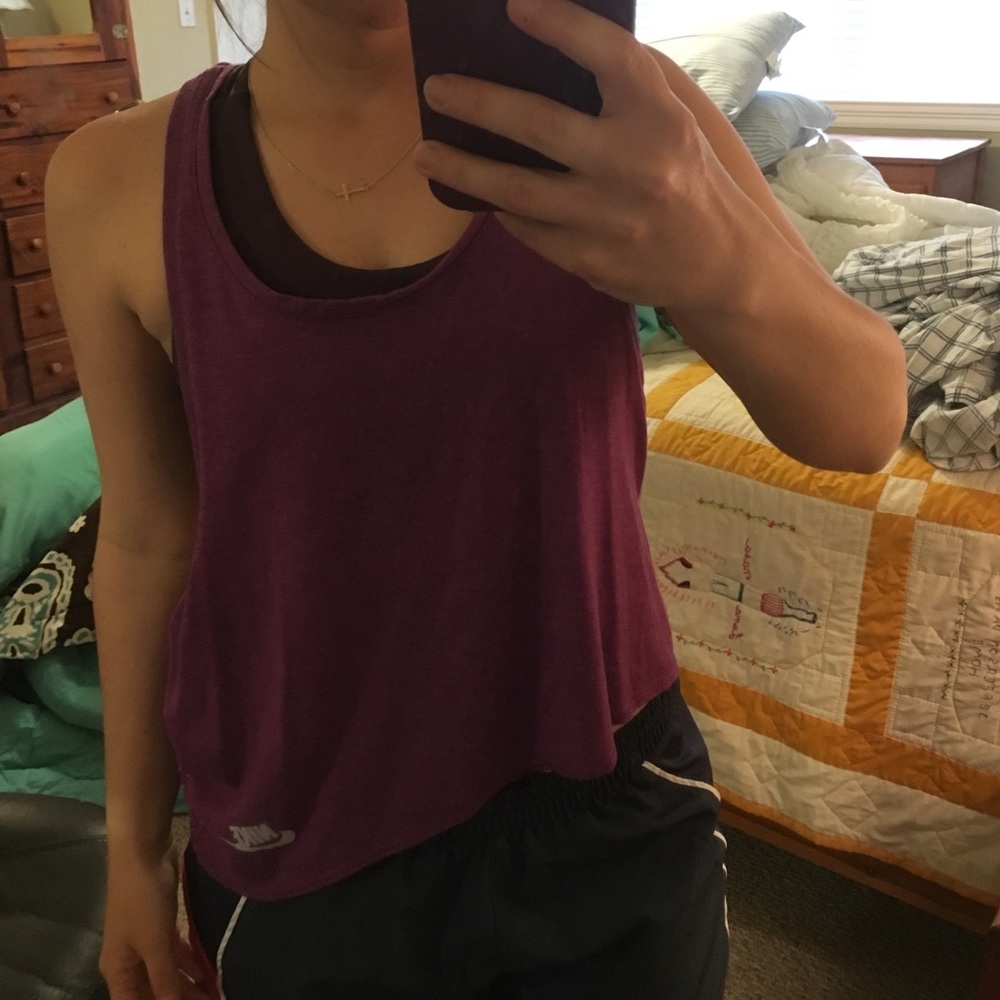 Size Small Nike workout tank excellent condition!