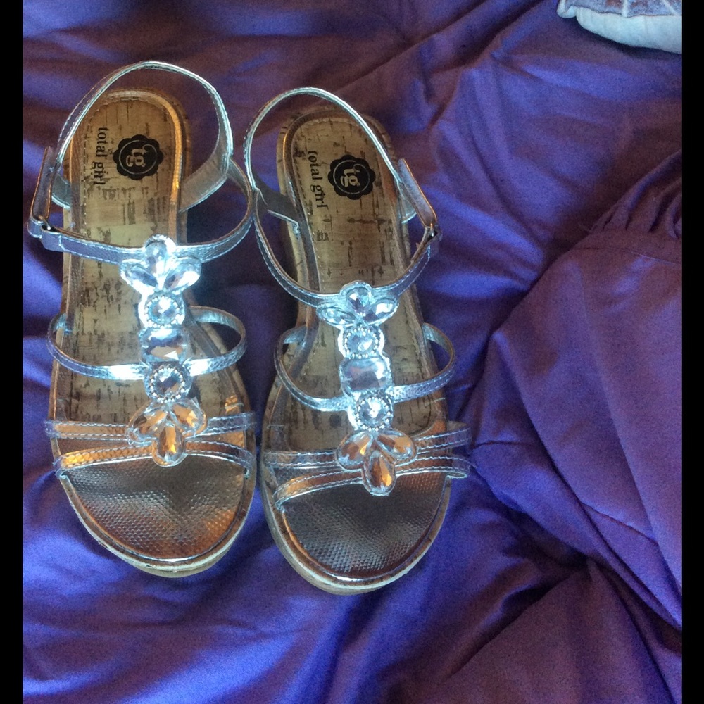 Girls size 2 wedge dress sandals