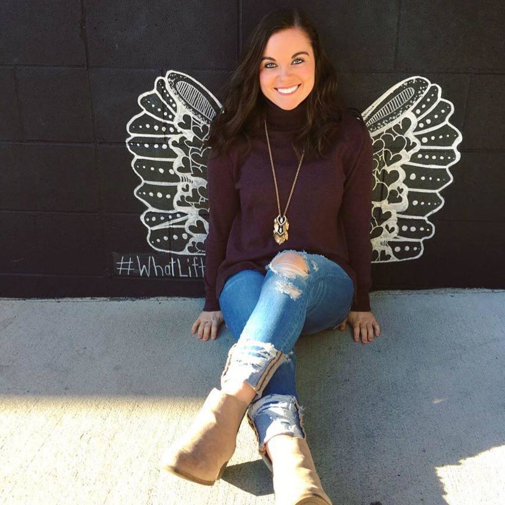 Meet your Posher, Leah