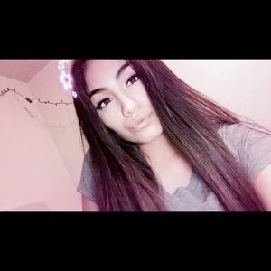 Meet your Posher, Naomi