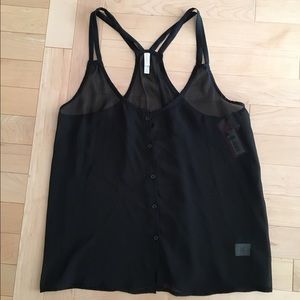 NWT 🏷 Sheer Black Tank