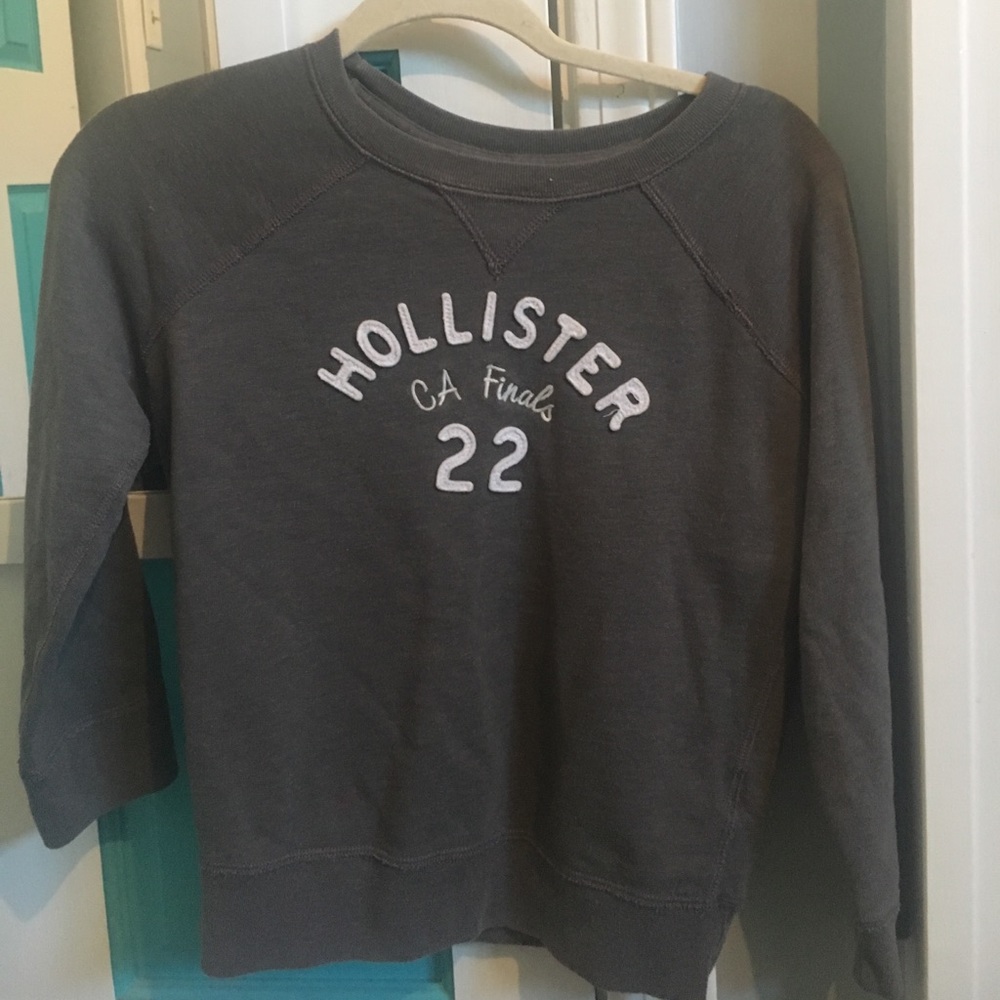 Hollister Crewneck