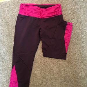 Patagonia 3/4 length Pliant Yoga Pants