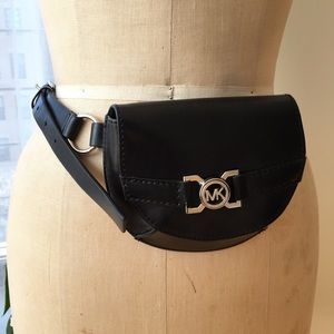 Michael Kors Bags - Michael Kors Leather Fanny Pack Michael Kors Bags - Michael Kors Leather Fanny Pack