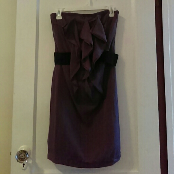 *FINAL MARKDOWN* Short semi-formal dress - Picture 1 of 1