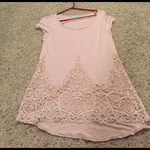 Short sleeve top with crochet bottom