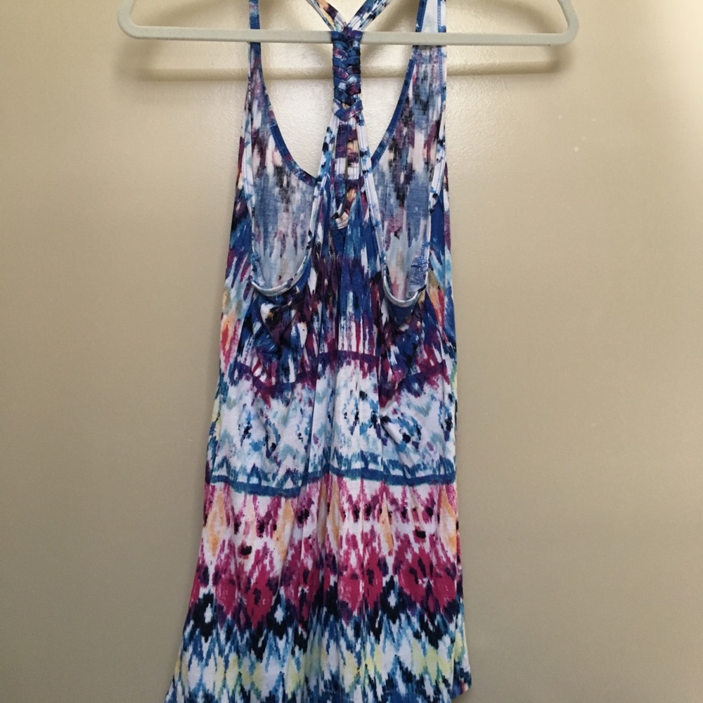 Patterned Tank Top - Picture 2 of 4