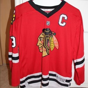 youth blackhawks jersey (fake)