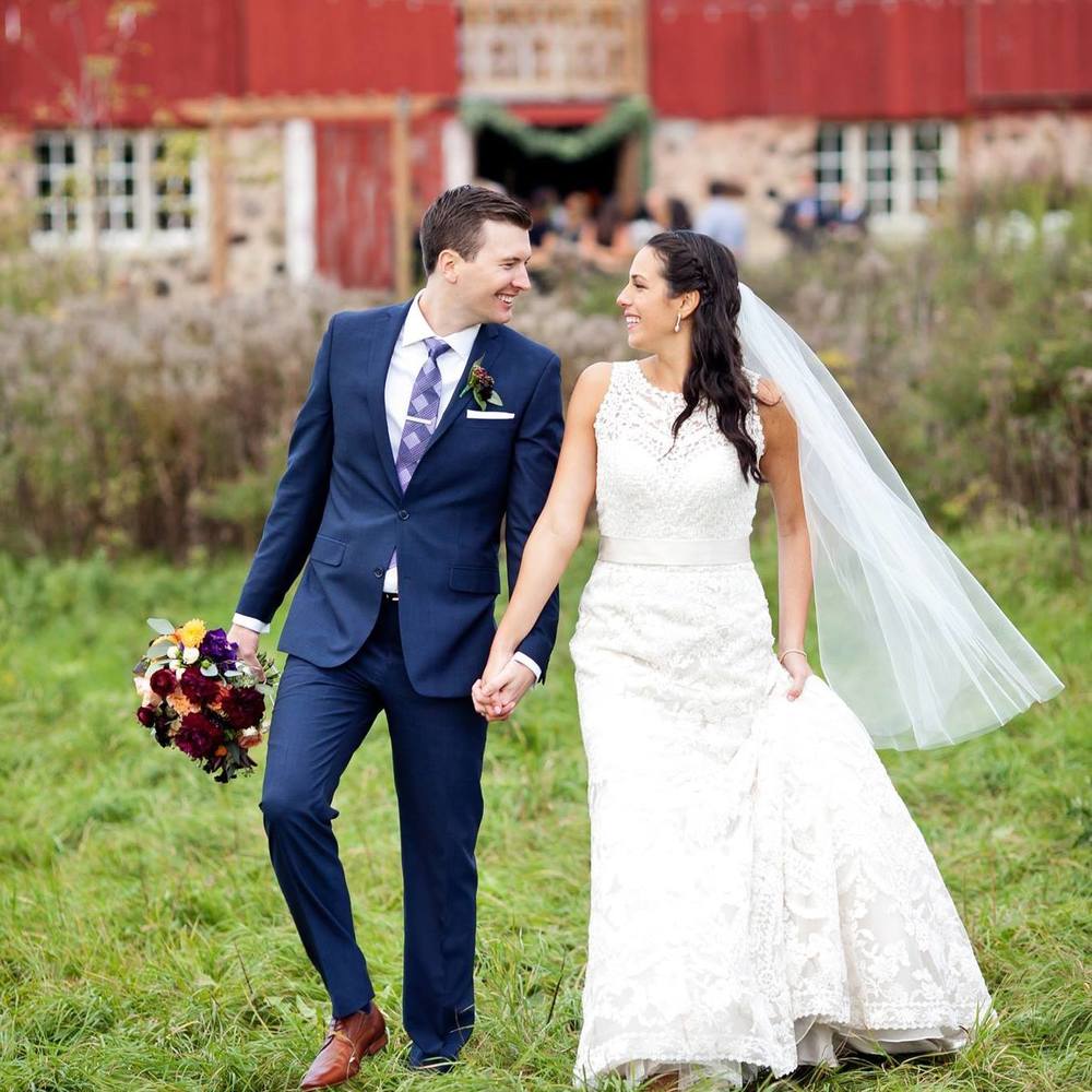 Meet your Posher, Carolina