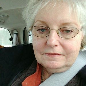 Meet your Posher, Carole