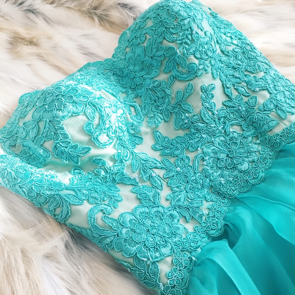 PRICE FIRM✨La Femme High Low Prom/Homecoming Dress