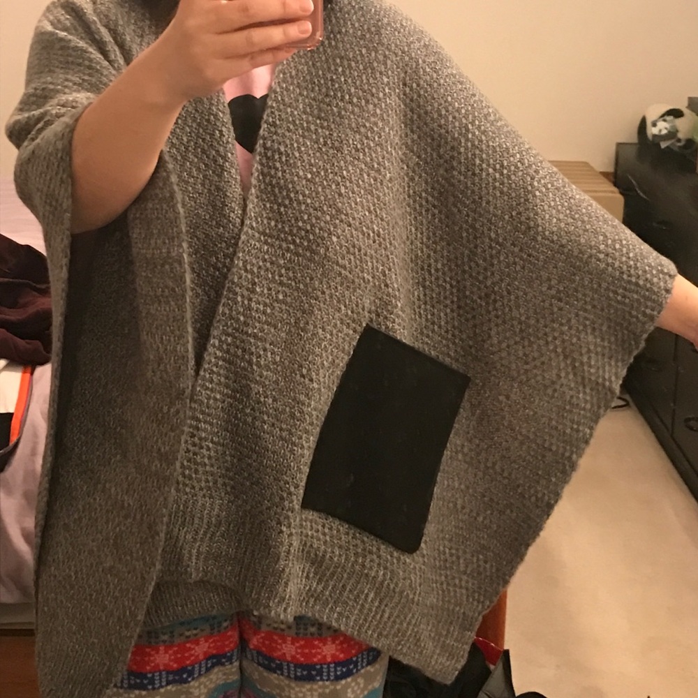 Free people poncho