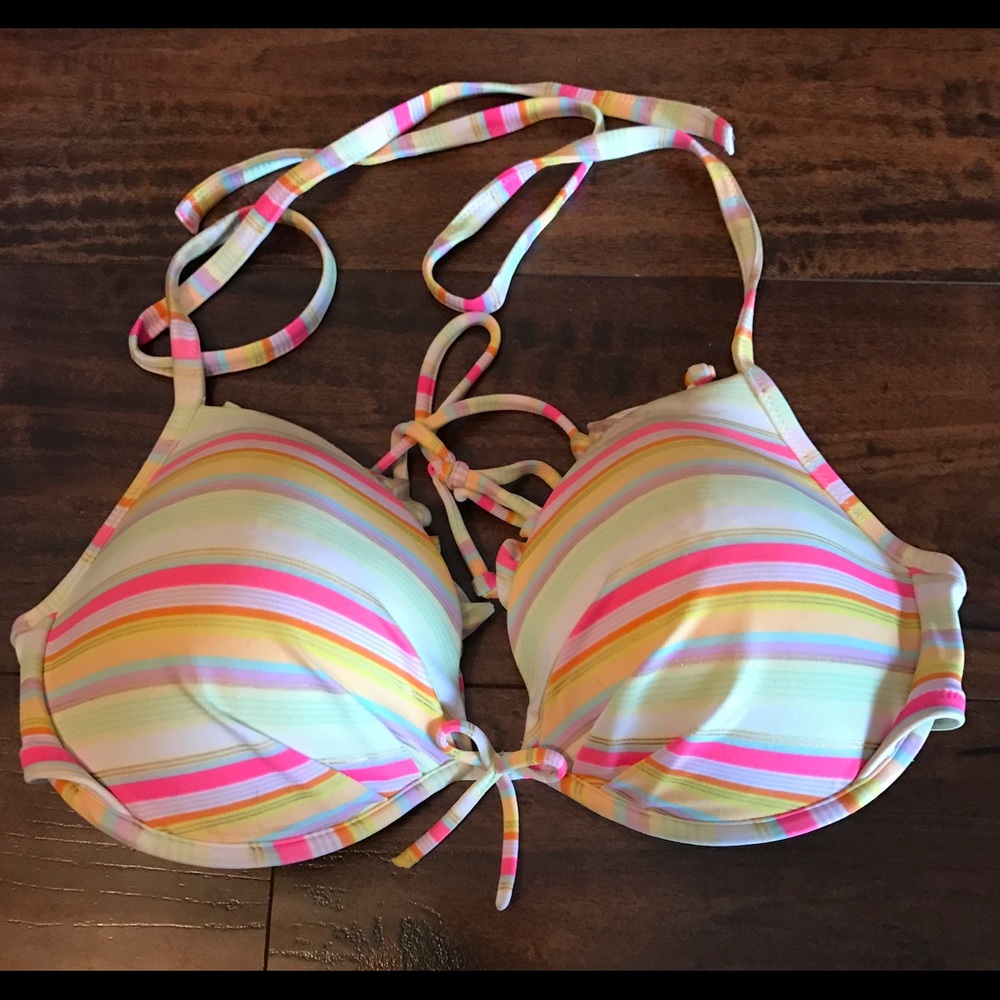 36D Victoria Secret bikini top