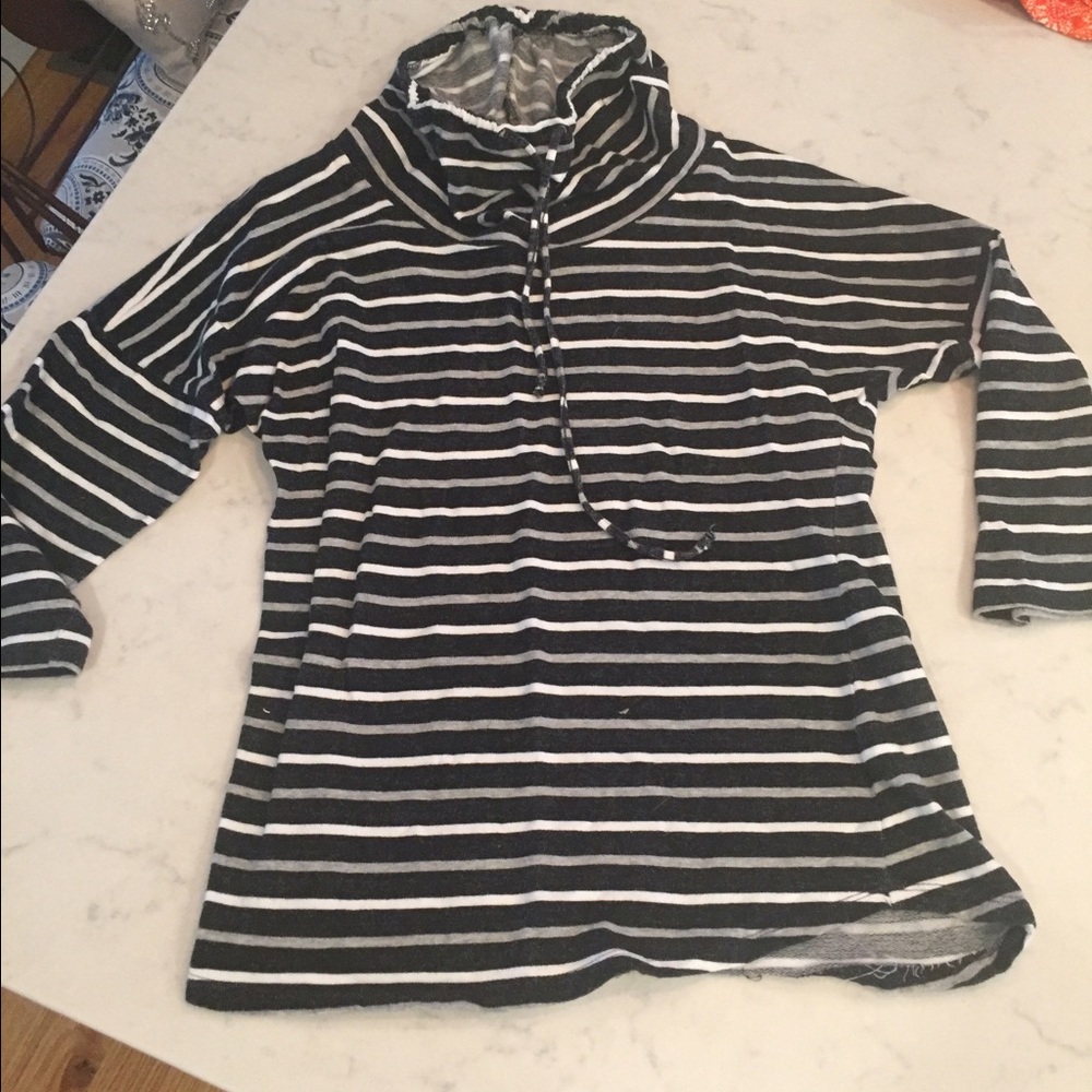 3/4 sleeve sweater