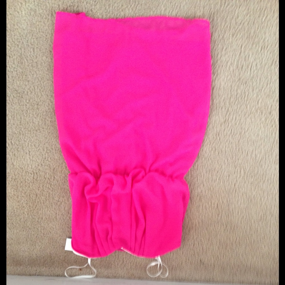 Size M - Picture 4 of 4