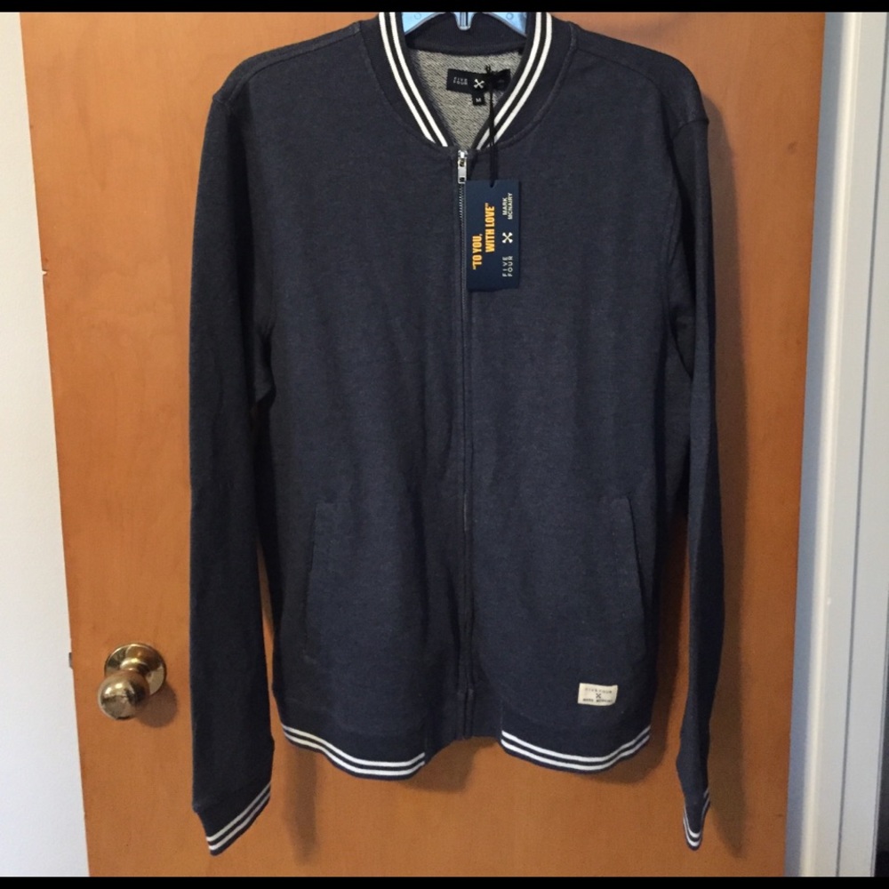 Trendy Zip-Up Sweater