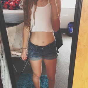 AMERICAN EAGLE JEAN SHORTS
