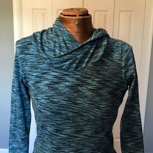 Blue hooded running knit Tshirt