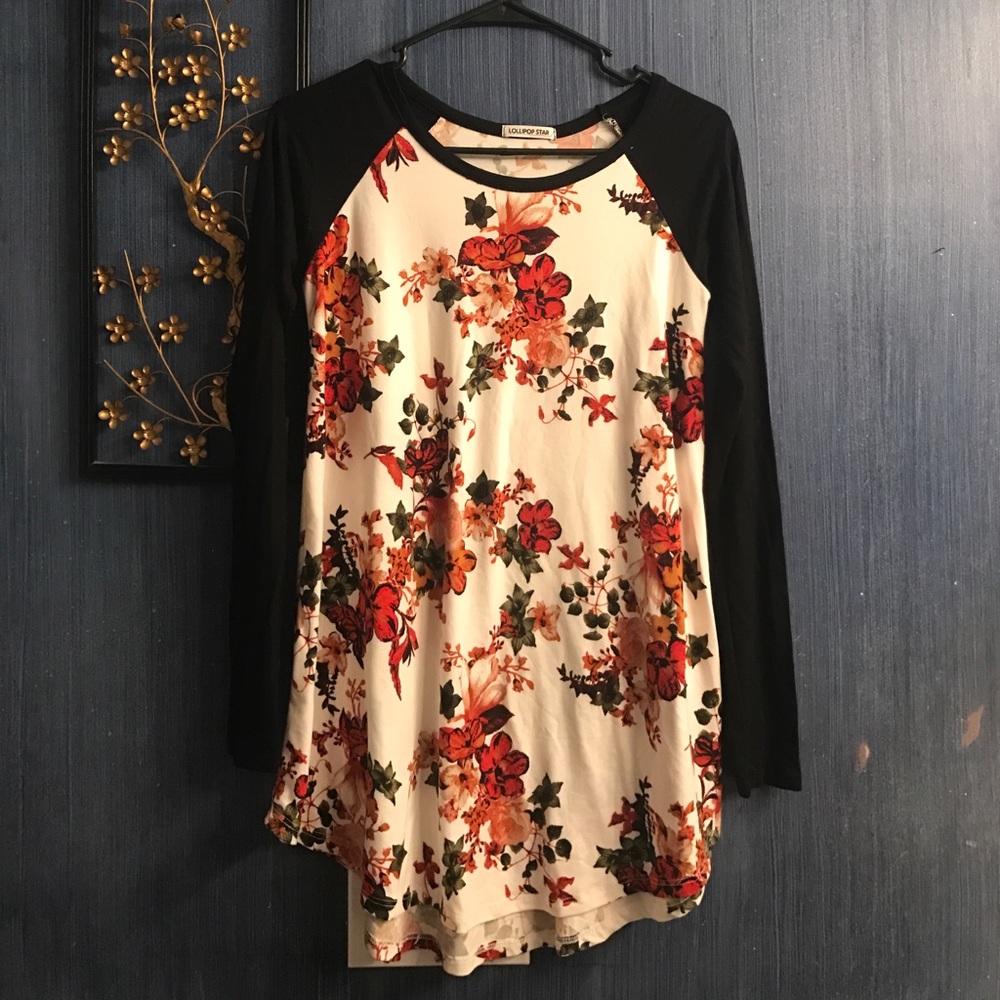 Long sleeve floral tee (AVAILABLE IN 4 COLORS)
