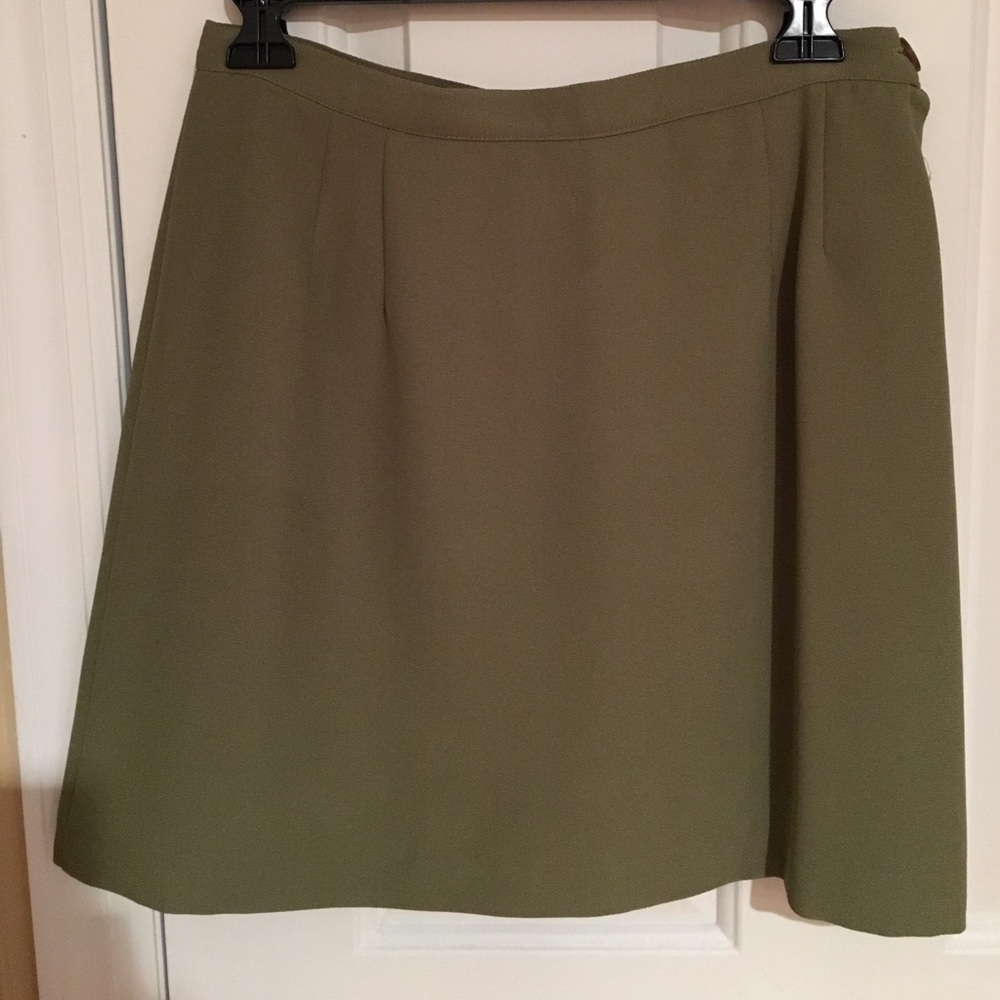Suit blazer and skirt worn once 11/12 - Picture 6 of 8