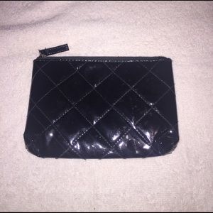 Black clutch