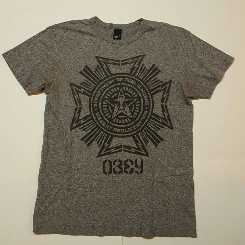 Obey T-shirt