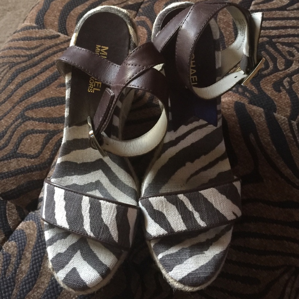 Just in time for Spring! Michael Kors wedges!