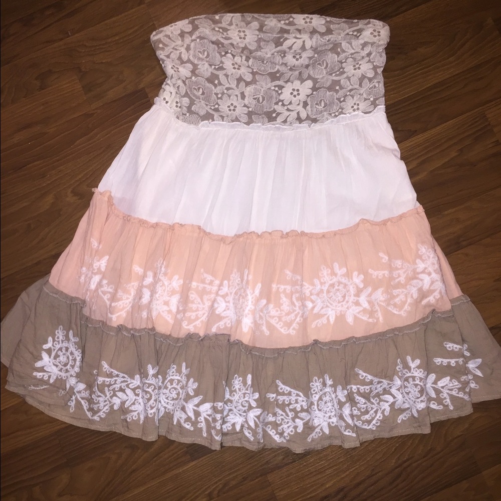 Strapless dress