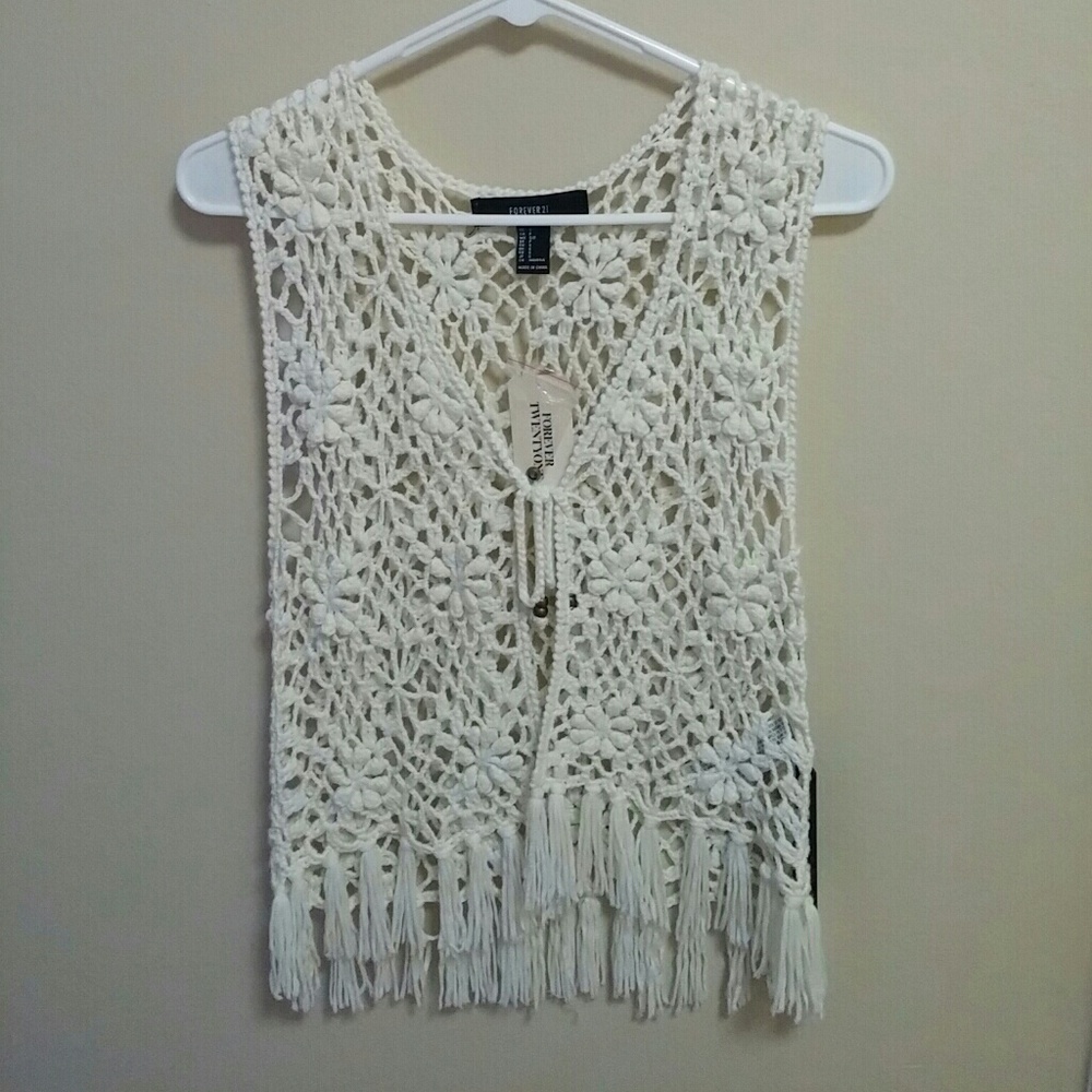 Cream sweater vest- BRAND NEW, tags still on