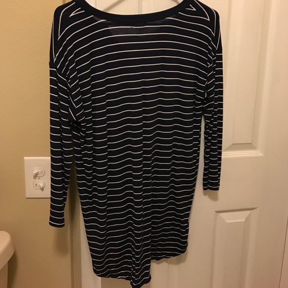 Old Navy striped 3/4 length sleeve shirt - Picture 2 of 3