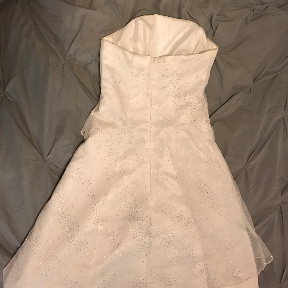 White prom/formal dress