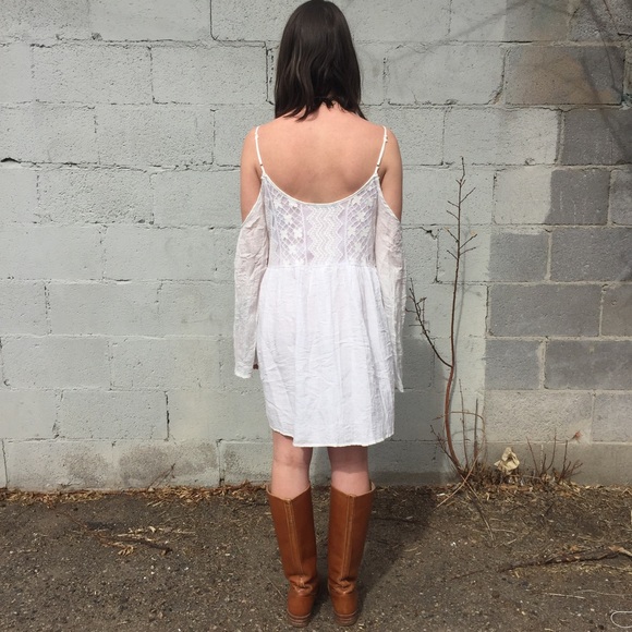 Honey Punch Boho White Lace Dress - Picture 2 of 5