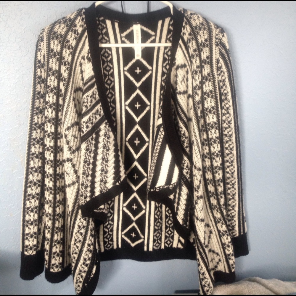 Aeropostale women's sweater