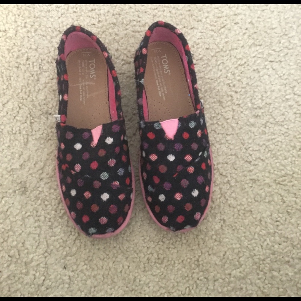 Girls multi color toms