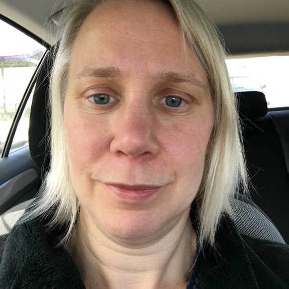 Meet your Posher, Anna - Picture 1 of 1