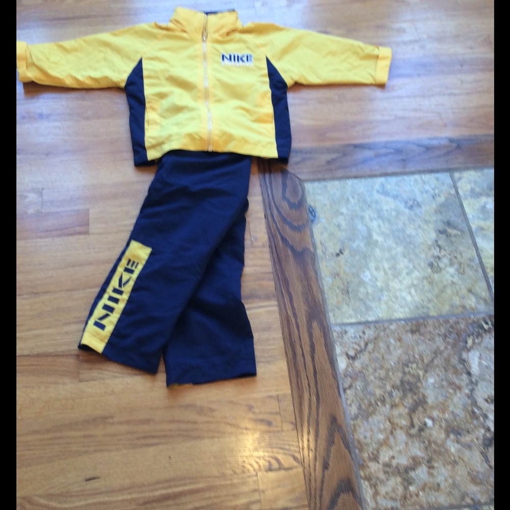 Boys Nike Jacket and matching running pants