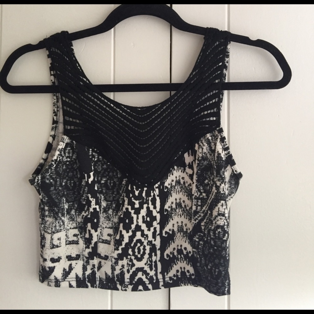 Knitted Aztec
